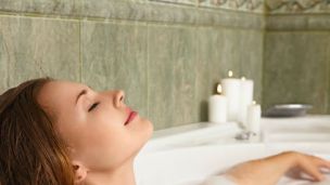 5 Reasons You Should Take a Bath