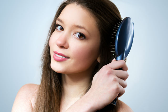 6 Healthy Habits for Beautiful Hair