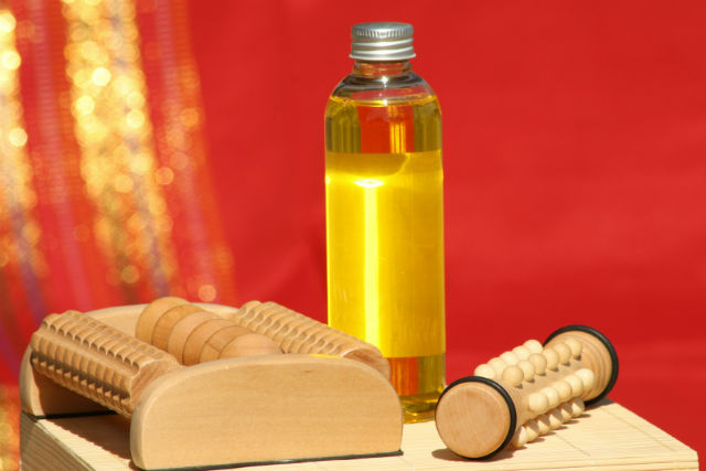 Rejuvenate Your Hair and Skin with Jojoba Oil