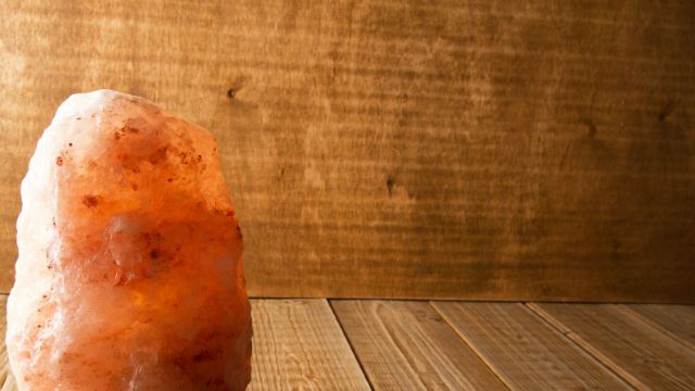 Salt lamp