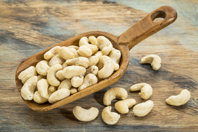 Fill up on Heart-Healthy Fat with Cashews
