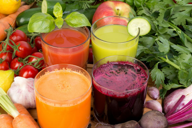 Keep Food From Going to Waste By Juicing, Baking and Making Soup