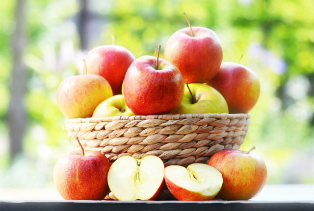 Drop Fat and Boost Brain Power with this Fall Fruit
