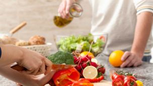 9 No-Excuse Healthy Meals You Can Make in 10 Minutes or Less