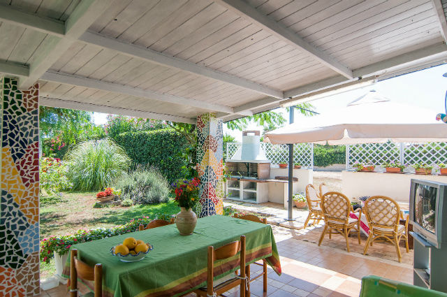 7 Ways to Decorate Your Vacation Home on a Budget