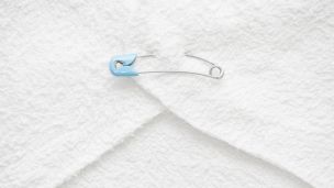 Cloth vs. Disposable: Which is Best for Your Baby and the Environment?