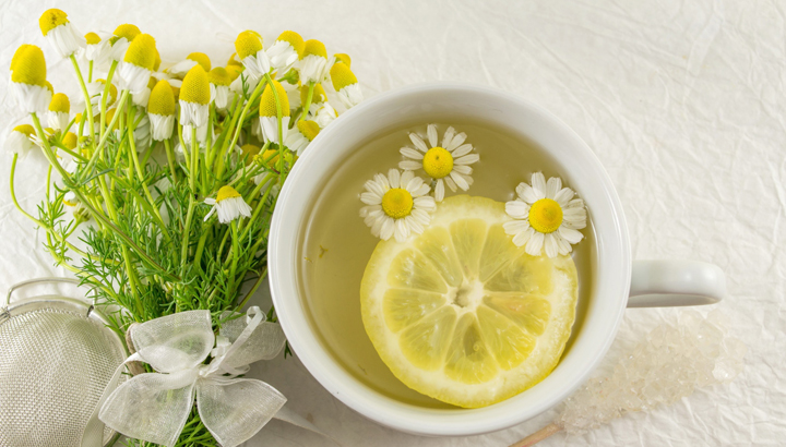 5 Reasons You Need To Make Your Own Herbal Tea