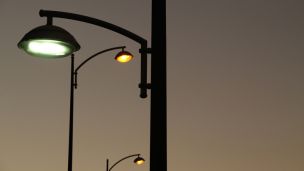 4 Ways Street Lights Are Harmful