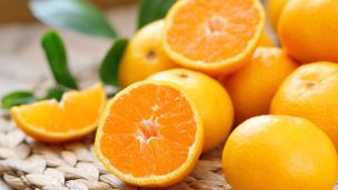 4 Ways To Use Oranges In Your Beauty Routine