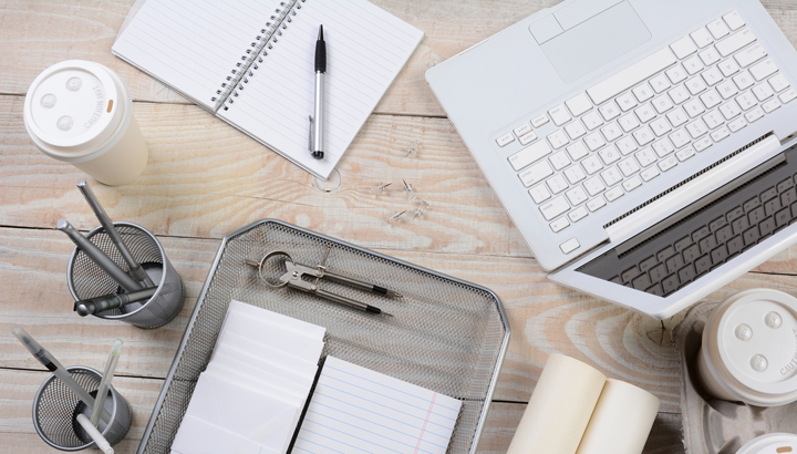 5 Reasons To Get Your Desk Out Of Your Bedroom