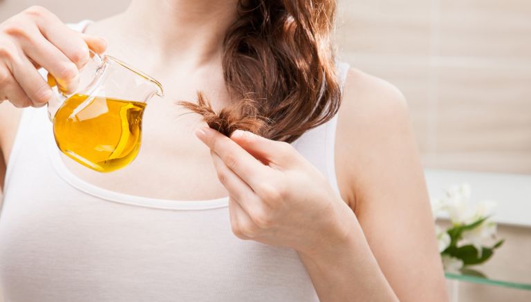 9 Foods You Should Put In Your Hair