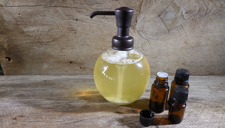 Simple DIY All Natural Bubble Bath