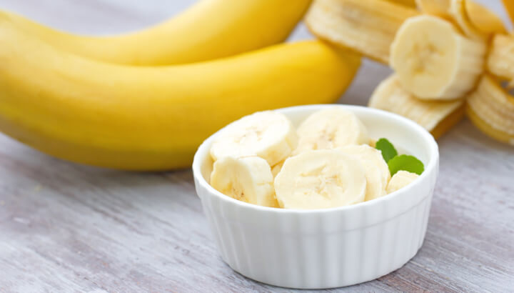 5 Strange Ways To Soften Hands And Heels