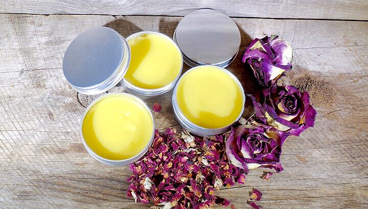 This All-Natural Vapor Rub Clears Congestion