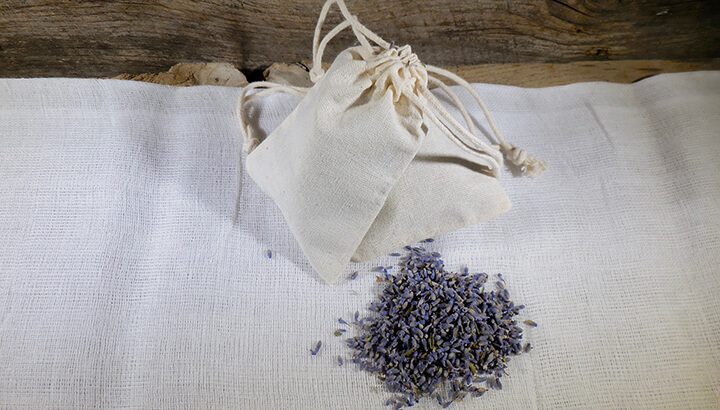 Simple Lavender Dryer Sachets That Ease Tension