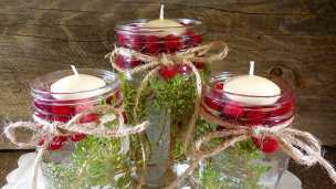 Christmas Floating Candles With Cranberries And Greenery
