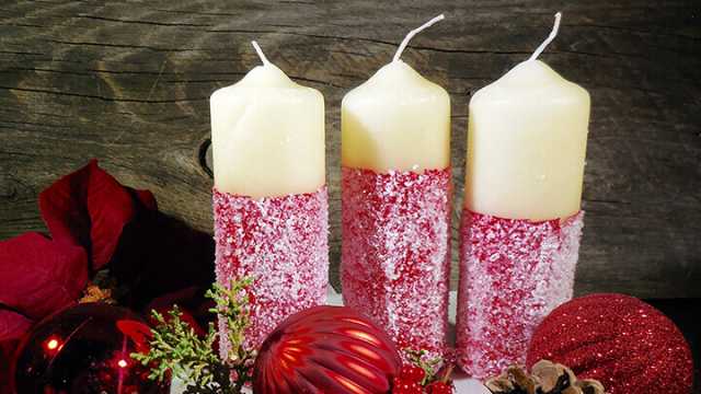 Festive Painted Christmas Candles Covered with Epsom Salts Feature Photo