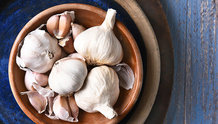 Natural bronchitis remedy garlic