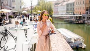 12 Ways I Stay Safe From Scams And Thieves While Traveling