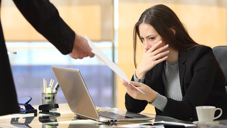 These 9 Telltale Signs Mean You’re About To Get Fired