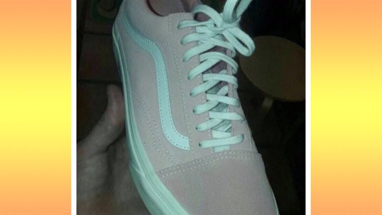 Internet Debate-What Color Are These Shoes?