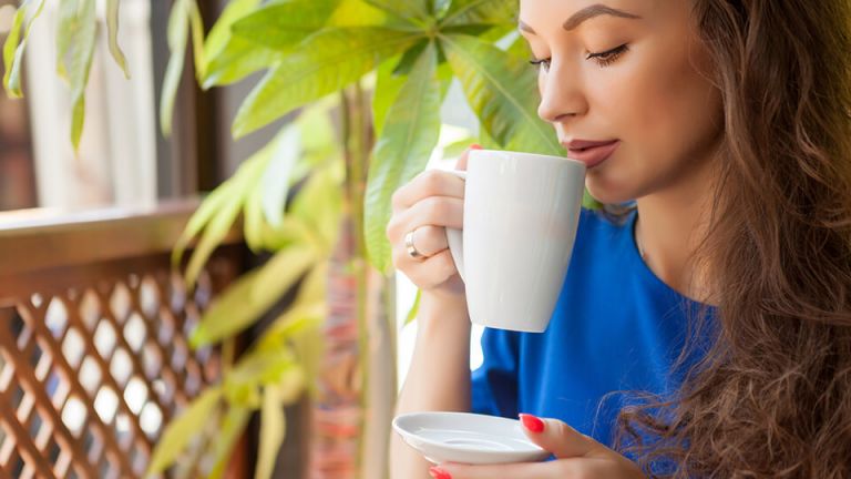 Drink This Tea Every Morning To Improve Memory, Fight Obesity And More