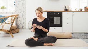 Broken Down: 7 Free Meditation Apps And Why We Love Them