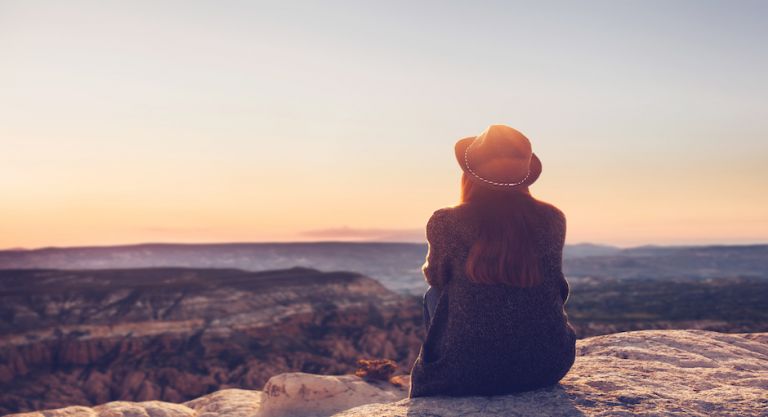 4 Science-Backed Reasons You Need More Alone Time