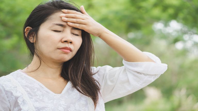 Suck on a Lemon and Other Ways to Banish a Summer Cold Quickly