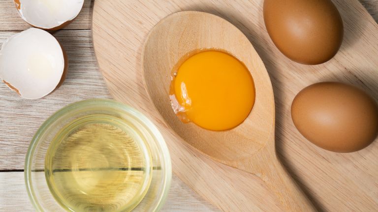 Slather Egg Whites on Your Face for Glowing and Youthful Skin