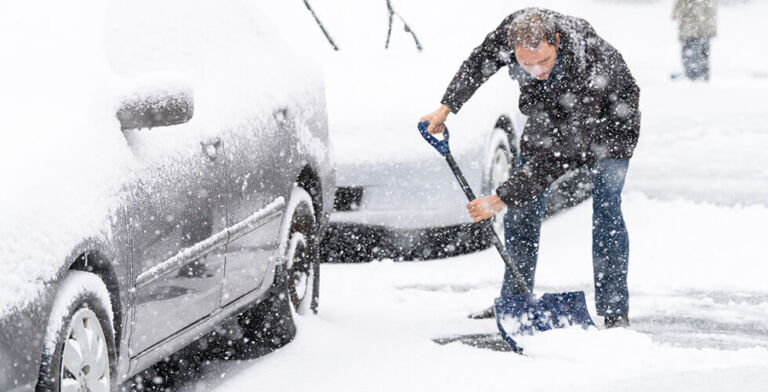 Burger Chain Agrees with RFK Jr. Seed Oil Critique, Returns to Using Tallow Oil