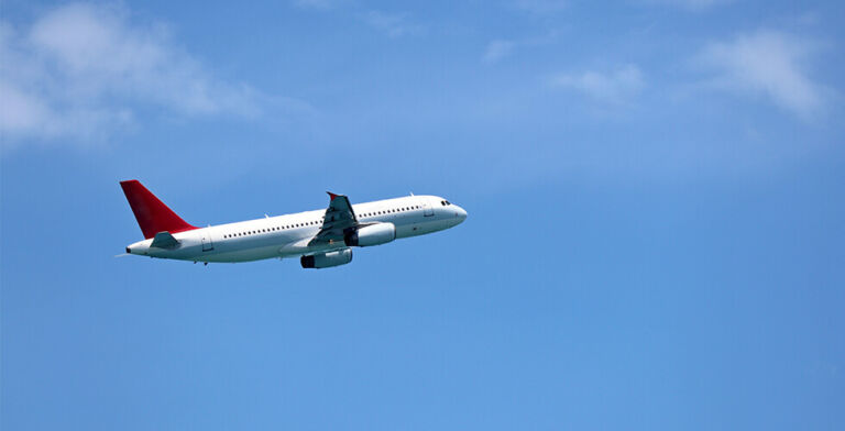 Delta Jet Flips Upside Down on Landing in Toronto – All 80 on Board Survive