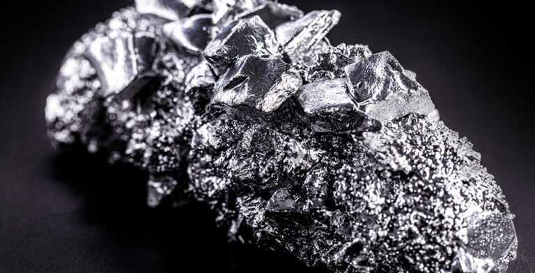 Trump Strikes Minerals Deal with Ukraine – Puts American Taxpayers First