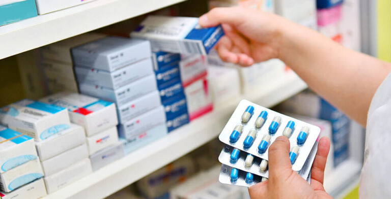 7 Expired Medications You Should Never Take – And the Risks If You Do