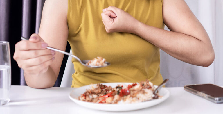 The Dangers of Eating Too Fast:  Why slowing down at mealtime matters more than you think