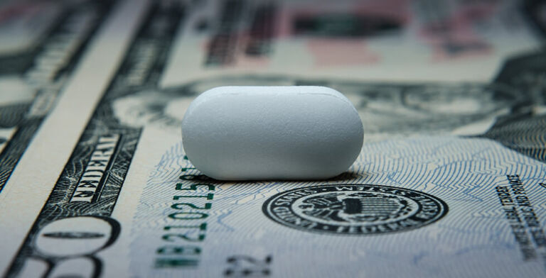 Trump Stands Strong on Pharma Tariffs—Big Drug Companies Scramble for Concessions