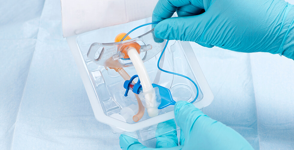 SuperbugsAreEatingMedicalPlasticsandThatsaMassiveRedFlagforPatientSafety_AltDaily_980x500