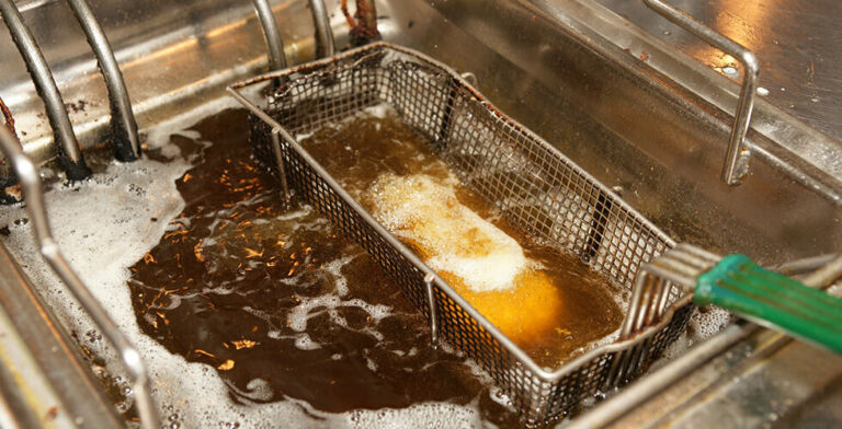 This Oil Is Deep-Frying Your Brain—And You’re Still Eating It