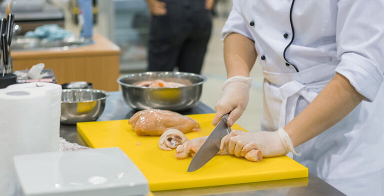 Urgent Warning: Popular Kitchen Item May Be Contaminating Your Food with Microplastics