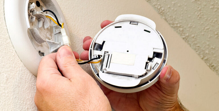 Faulty Fire Alarms: 50,000 Smoke Detectors Recalled Over Life-Threatening Malfunction