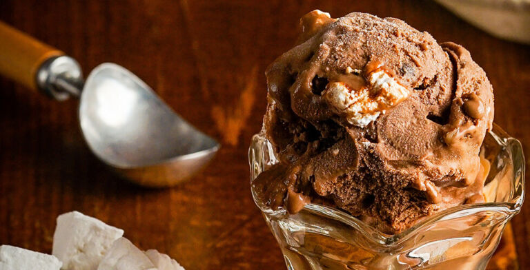 Mislabeled Breyers Ice Cream Prompts Urgent Allergen Recall: Nut Allergy Warning Issued