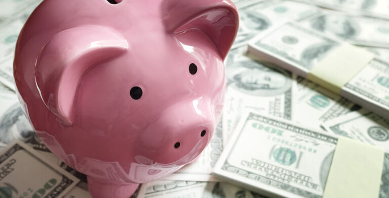 Retiring at 70? Here’s What the Average Middle-Class Retiree Really Spends Each Month