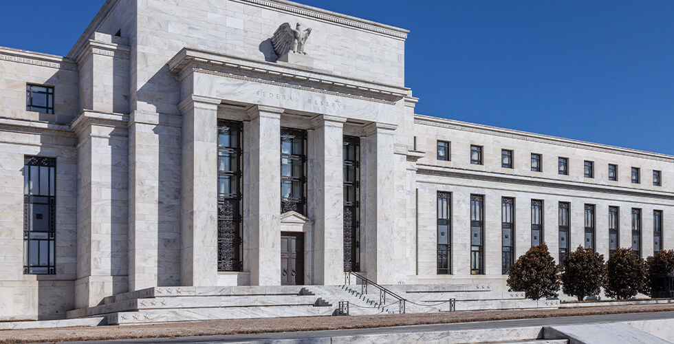 Trump Turns Up the Heat: Handwritten Letter Demands Fed Slash Rates Now