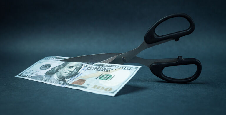 Trump’s Rate Cut Dream Inches Closer as Fed’s ‘Master Class’ in Indecision Splits Economists