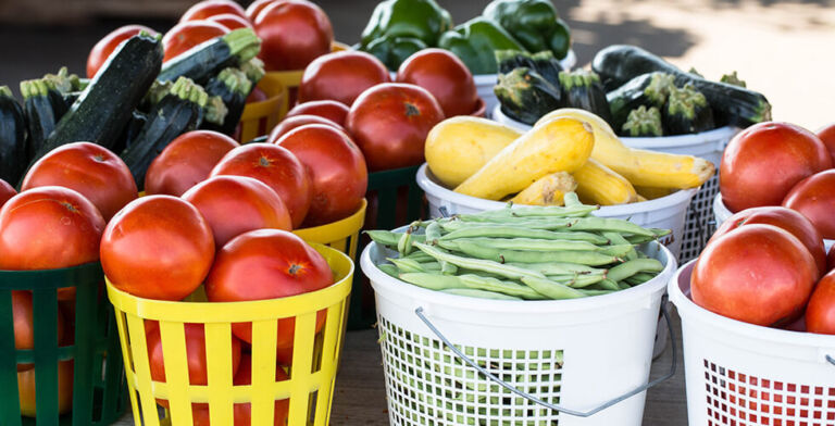 From Driveway to Dinner Table: The Rise of the Home Farmstand