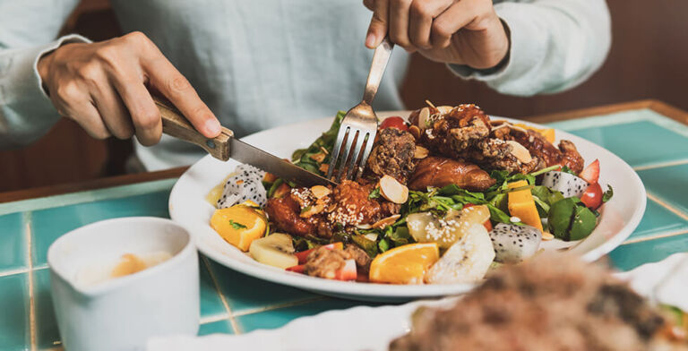 Study Finds Eating Meat May Lower Risk of Cancer-Related Death